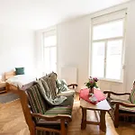 Gruenes Haus Lejlighed *