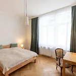 Gruenes Haus Lejlighed