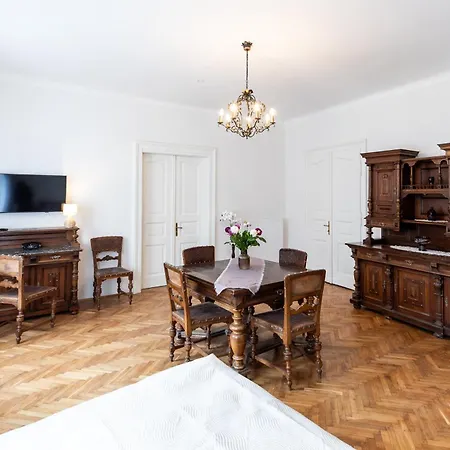 Gruenes Haus