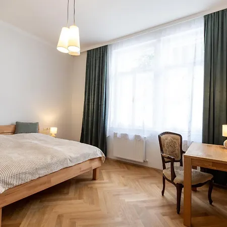 Gruenes Haus 아파트 무라우