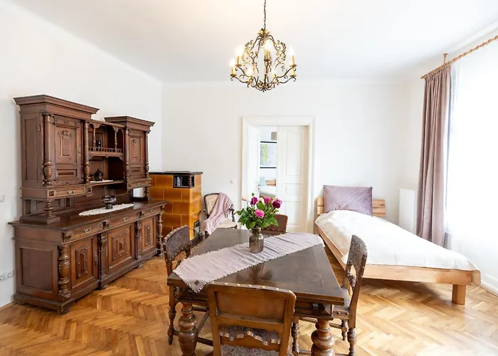 Gruenes Haus * מוראו