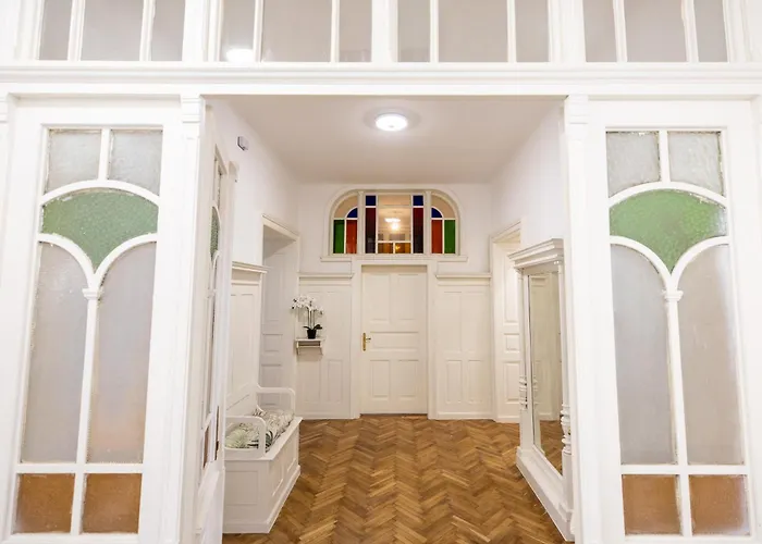 Gruenes Haus Appartement *